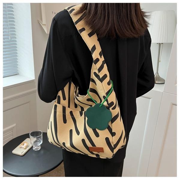 Summer large-capacity canvas shoulder bag women's 2024 new fashion simple zebra pattern casual canvas women's bag all-match single-shoulder tote bag women