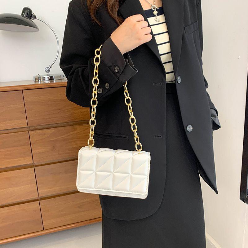 PU chain shoulder bag temperament square bag casual sense bag women's autumn new 2024 fashion one-shoulder small square bag simple ins chain messenger bag women