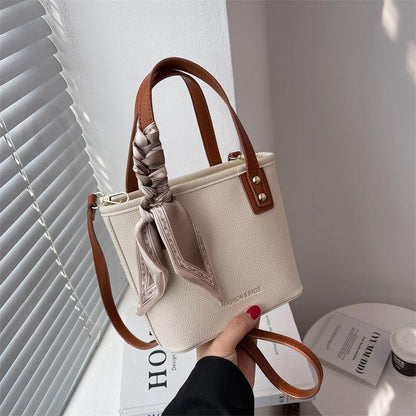 Handbag Women's 2024 New Advanced Crossbody Bag Popular Handheld Bucket Bag High Quality Women's Bag Temperament Women's Crossover Bag Simple Women's Bag