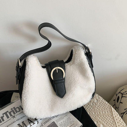 Plush bag Women's fur bag Crossbody bag Contrast cross body shoulder bag 2024 new autumn and winter trend armpit bag High quality senior sense shoulder bag