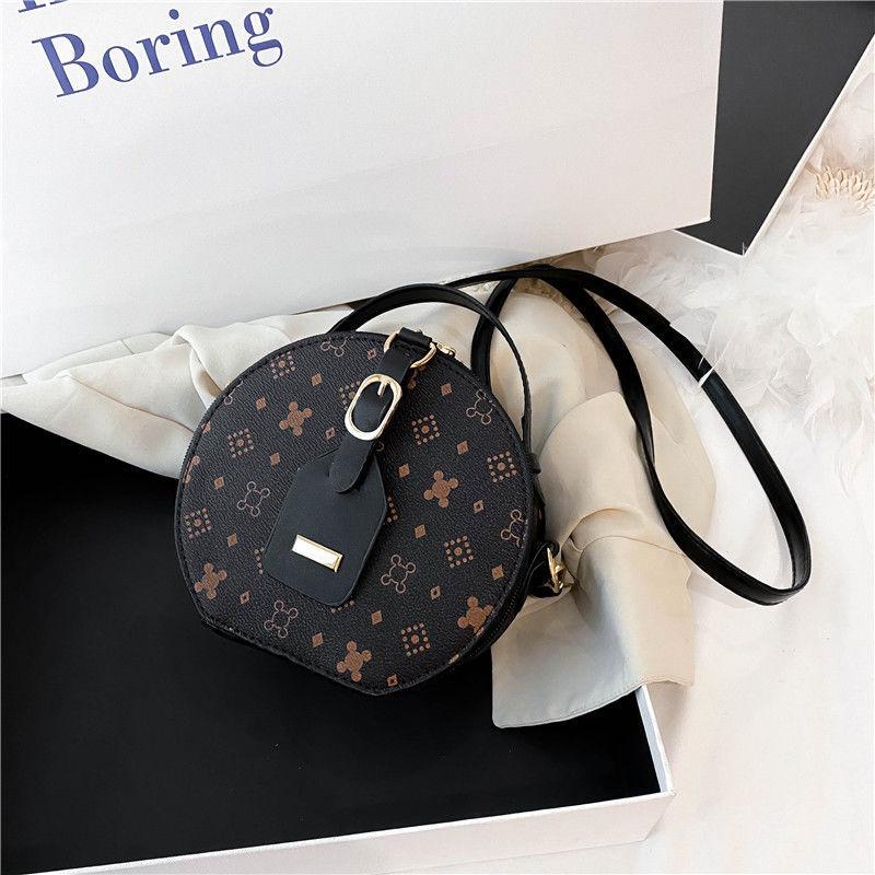 Small round Biscuit Women's Bag 2024 New Fashion Shoulder Crossbody All-Matching High-Grade Niche Retro Classic Bag