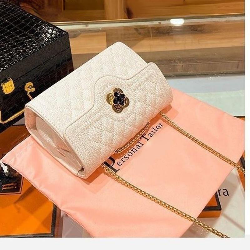 2024 Summer New Caviar Solid Chain Bag Commuting Versatile Small Square Bag Refined Fourleaf Grass Single Shoulder Bag Elegant Crossbody Bag Daily Leisure Handheld Women's Bag Premium