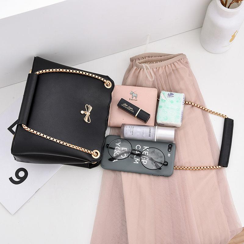 Women's Bag 2024 New Fashionable Korean Style Versatile Ins Fashionable Women's Bag Autumn and Winter Chains Small Bag Shoulder Messenger Bag