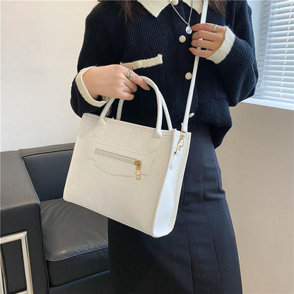 PU handbag popular shoulder bag women's 2024 new trendy fashion women's bag autumn and winter high-quality texture solid color versatile casual shoulder bag women's temperament women's bag