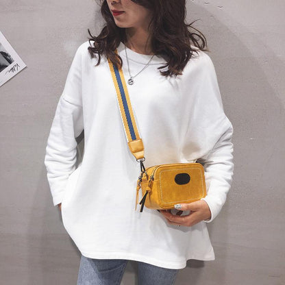 2024 New Advanced Texture Retro Fashion Small Square Bag Commuter Leisure Daily Versatile Crossbody Bag Exquisite Simple Shoulder Bag Unique and Elegant Women's Bag