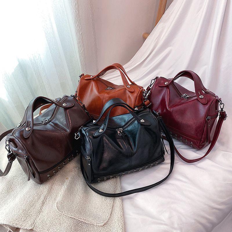 Authentic Leather Tactile Feel Bag Women's 2024 New Retro Easy Matching Portable Messenger Bag Large Capacity Women's Bag Elegant Shoulder Bag