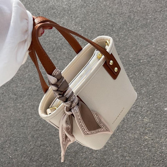 Handbag Women's 2024 New Advanced Crossbody Bag Popular Handheld Bucket Bag High Quality Women's Bag Temperament Women's Crossover Bag Simple Women's Bag