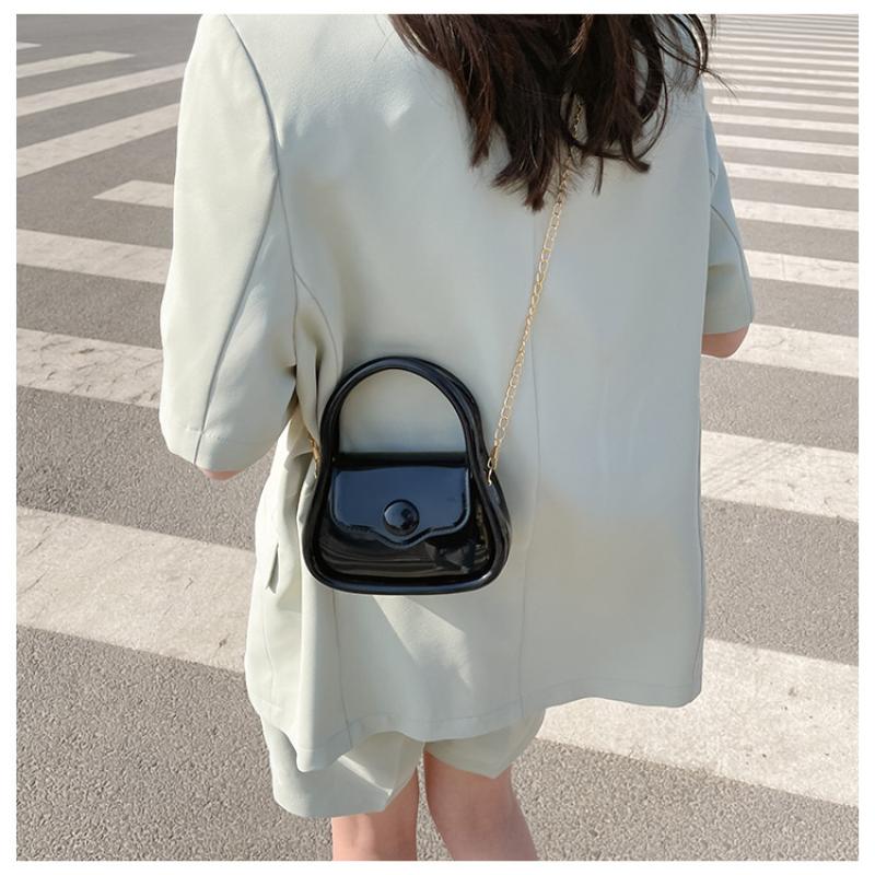 2024 new women's jelly bag small and delicate chain bag mini small bag portable one-shoulder messenger bag women's chain bag girl's advanced sense diagonal chain bag