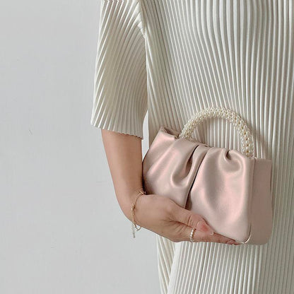 2024 New Temperament Women's Bag Pearl Handbag Pearl Light Pleated Cloud Handbag One Shoulder Crossbody Mini Bag Elegant Women's Bag