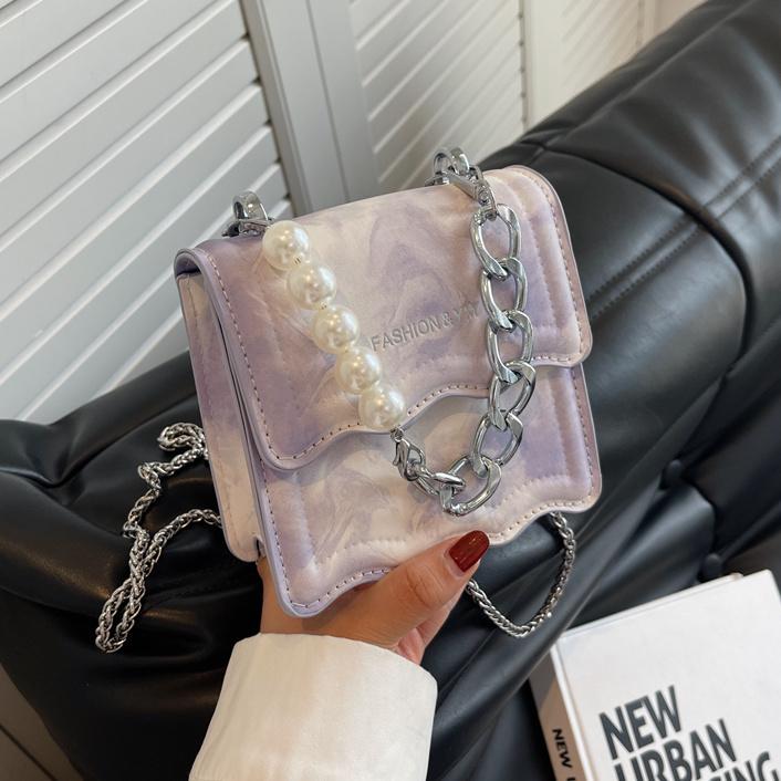 New Mini Bag Women 2024 New Fashion Handheld Pearl Chain Crossbody Bag Advanced Small Square Bag Personality Cute Chain Bag Girl Crossbody Bag