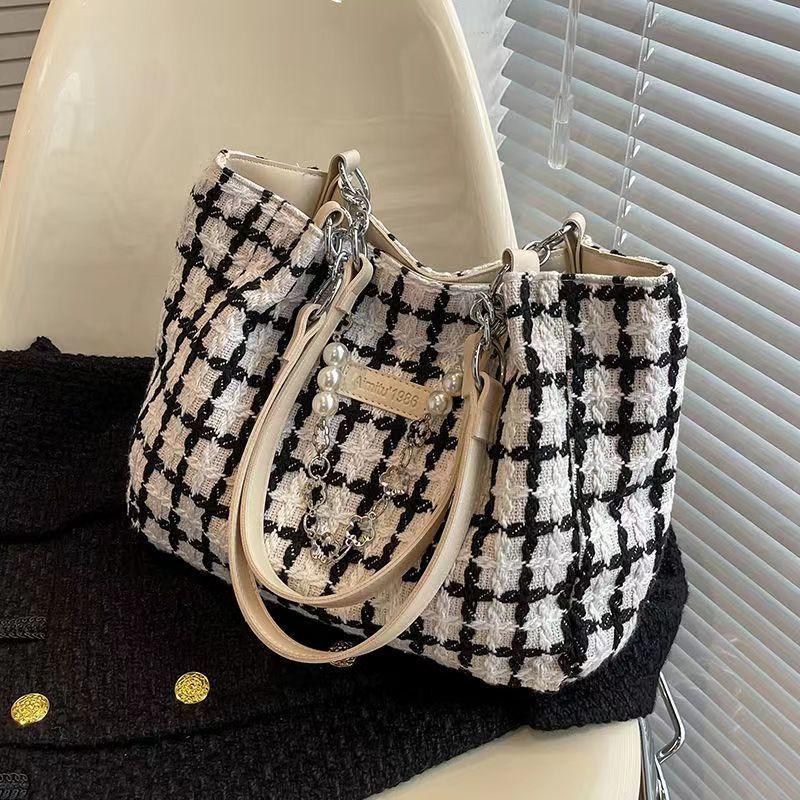 Plaid Tweed Bag for Women 2024 New Large Capacity Canvas Bag Underarm Bag Easy Matching Tote Bag