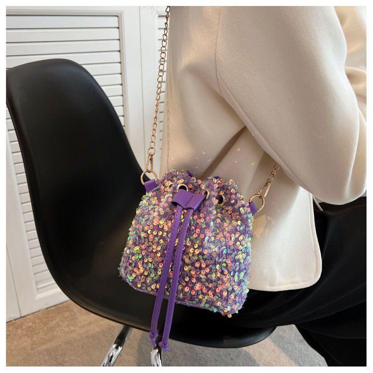 Personalized sequin bucket bag shoulder bag for women 2024 new ins net red versatile sequin bucket bag chain strip bungee bag one shoulder cross body bag