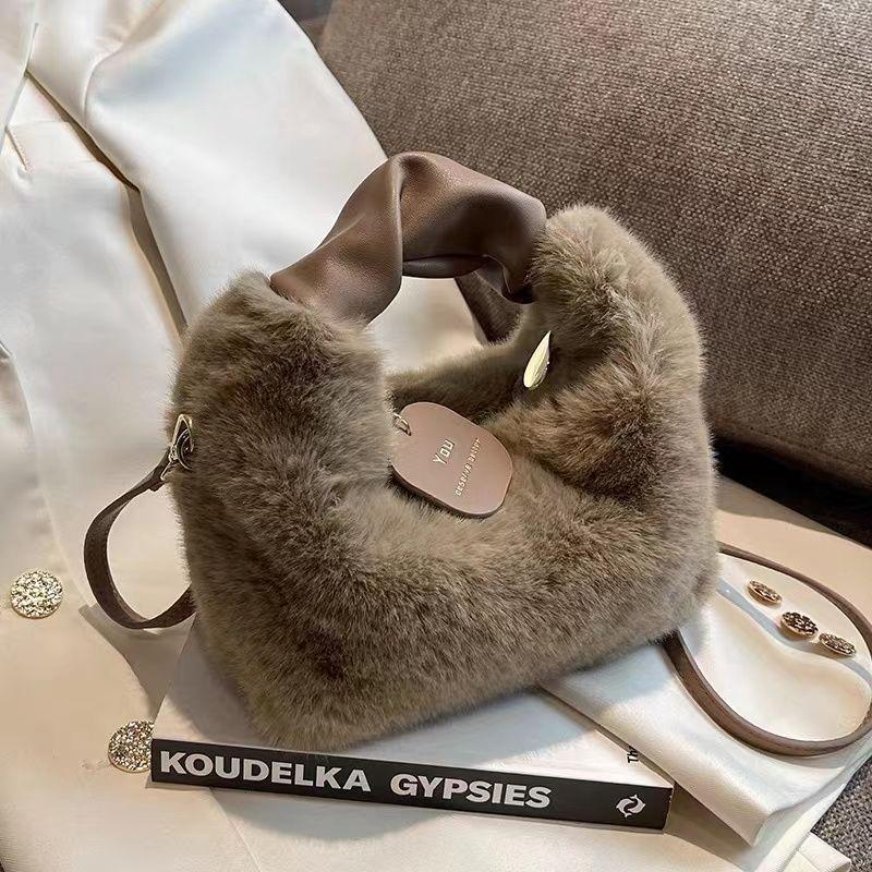 High Sense Plush Hand-Carrying Bag Bag Female 2024 New Fashion Autumn and Winter Fur Bag All-Match Niche Chain Messenger Bag