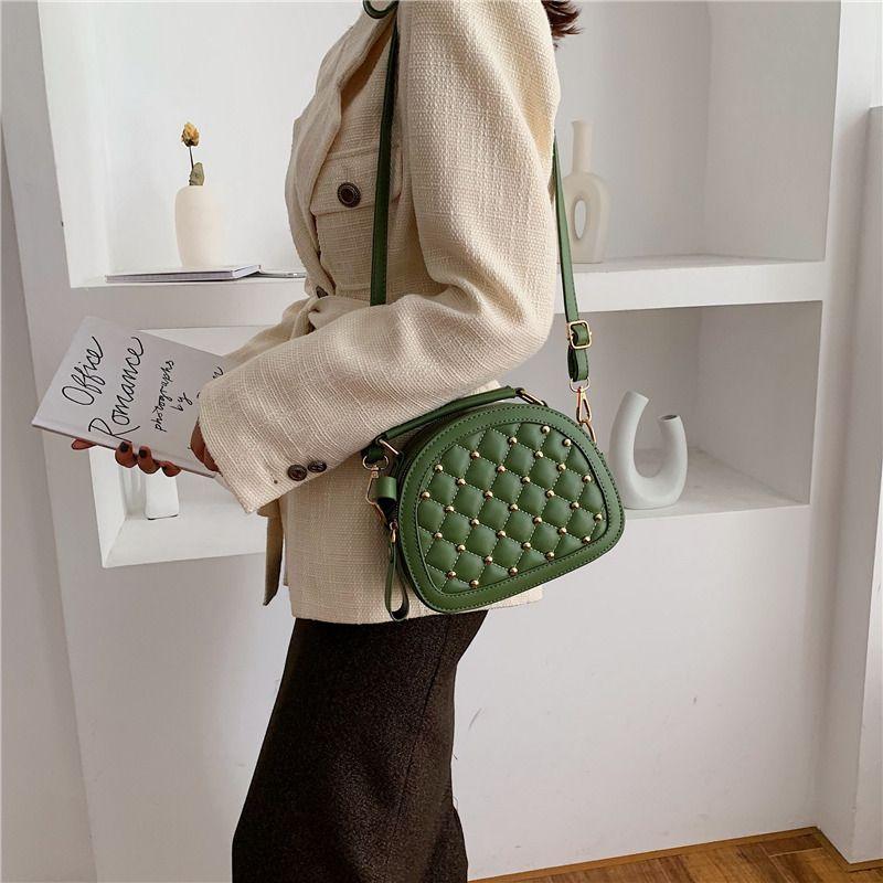 New Shoulder Bag Women 2024 New Crossbody Bag Trendy Rivet Handbag One Shoulder Bag Student Rivet Fashion Bag Temperament Women's Bag