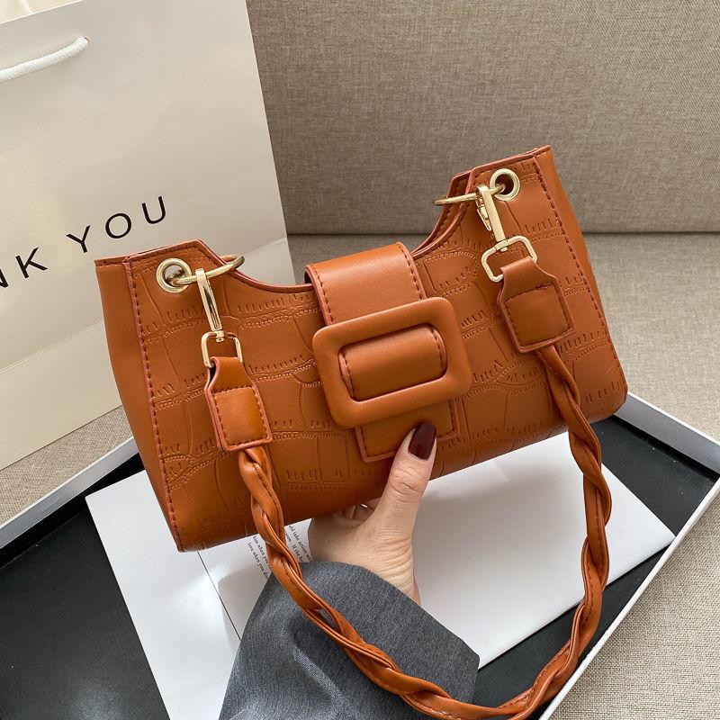 High-quality PU underarm bag simple texture small bag women's 2024 new fashion and popular portable messenger bag all-match shoulder underarm bag